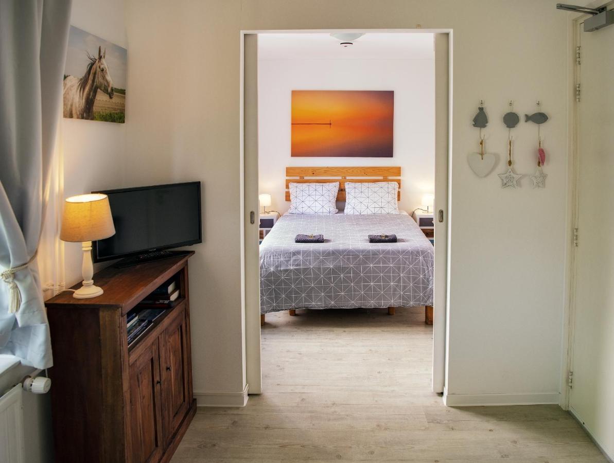 グルーデ Het Zoete Peerd Bed & Breakfast エクステリア 写真